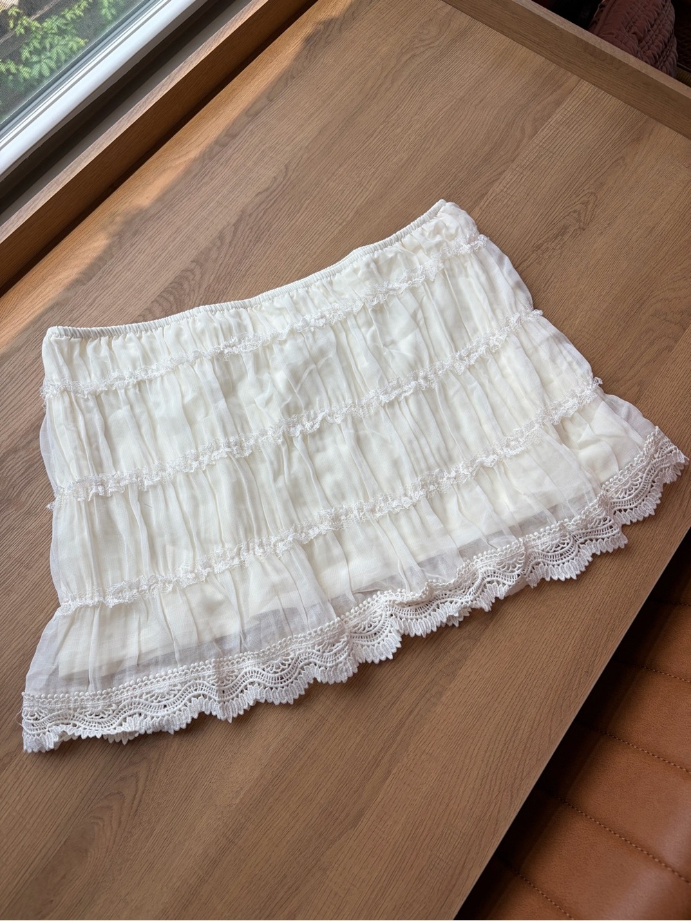 White Tiered Lace Mini Skirt